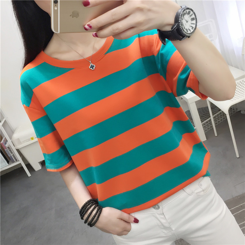 Vintage Fashion Influencer - T-shirt da ragazza a maniche corte
