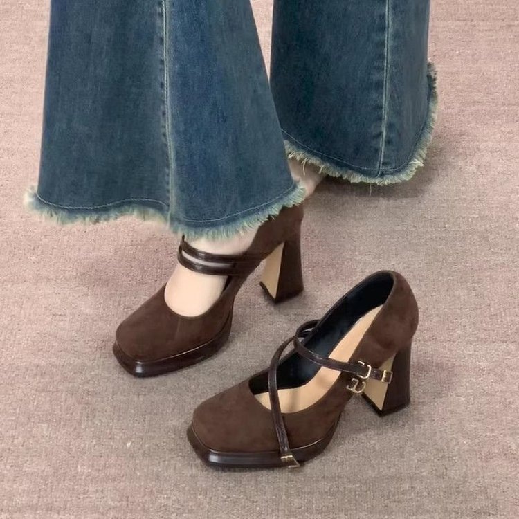 Scarpe Mary Jane Vintage da Do - Vintage Fashion Aesthetic recensione e prezzo