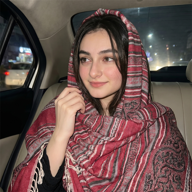 Hijab Vintage con Stampa Paisl - Vintage Fashion Ladies recensione e prezzo