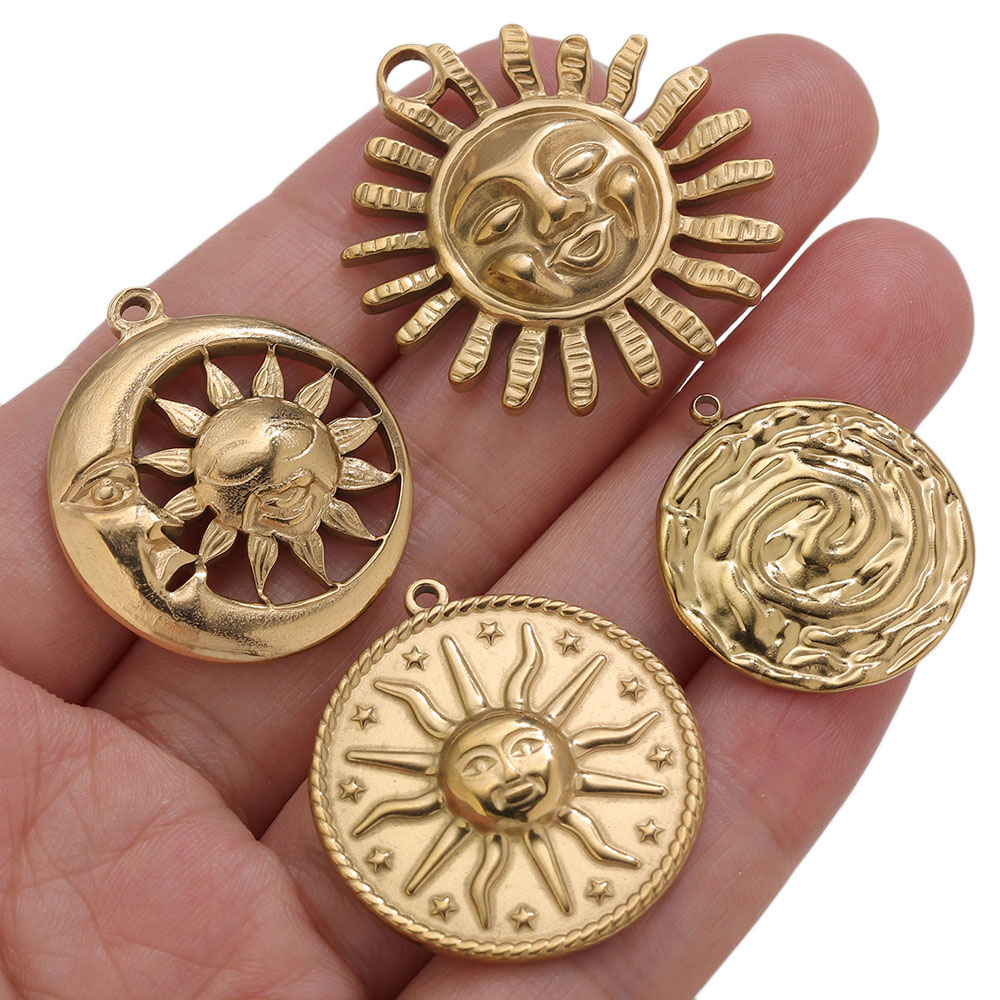 5 ciondoli rotondi vintage in  - Vintage Fashion Earrings recensione e prezzo