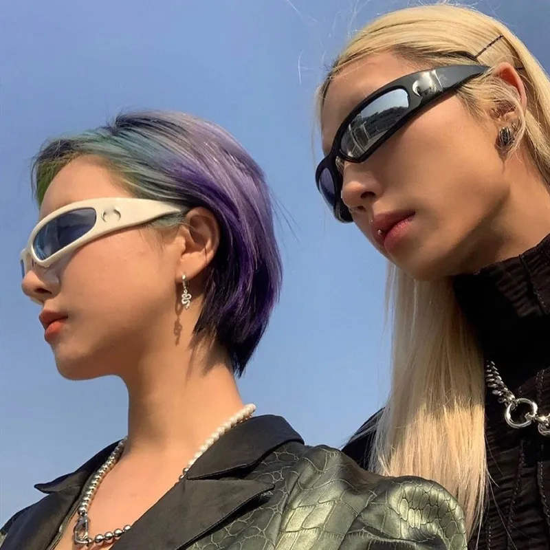 Occhiali in resina Y2K Lenti T - Vintage Fashion Tiktok recensione e prezzo