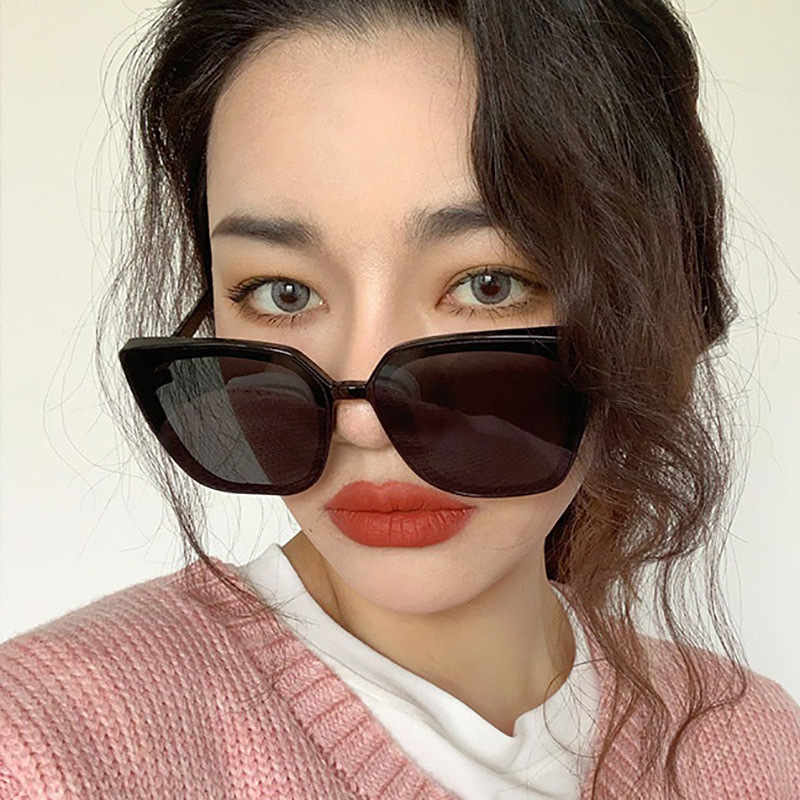 Occhiali da Sole Vintage a Far - Vintage Fashion Tiktok recensione e prezzo