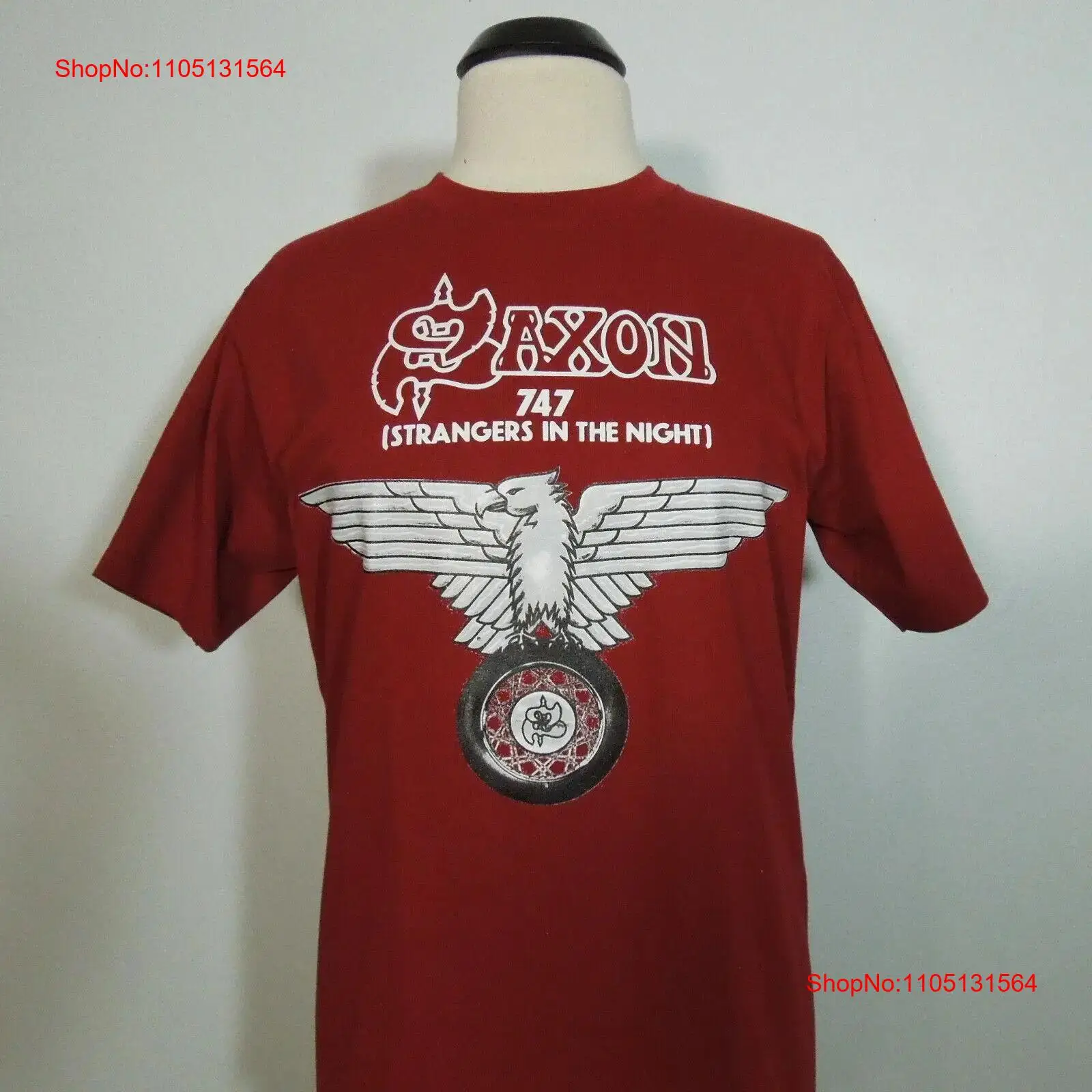 SAXON 747 Strangers In The Nig - Vintage Fashion Logos recensione e prezzo